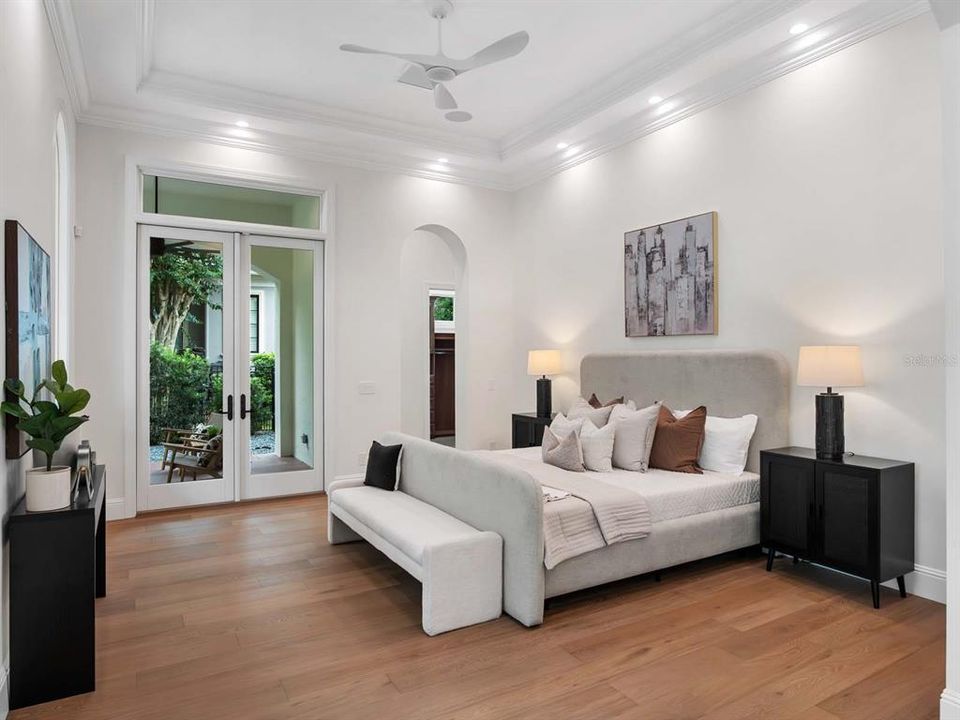 For Sale: $5,285,000 (5 beds, 5 baths, 6206 Square Feet)