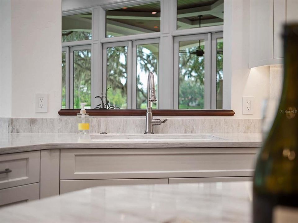 For Sale: $5,285,000 (5 beds, 5 baths, 6206 Square Feet)