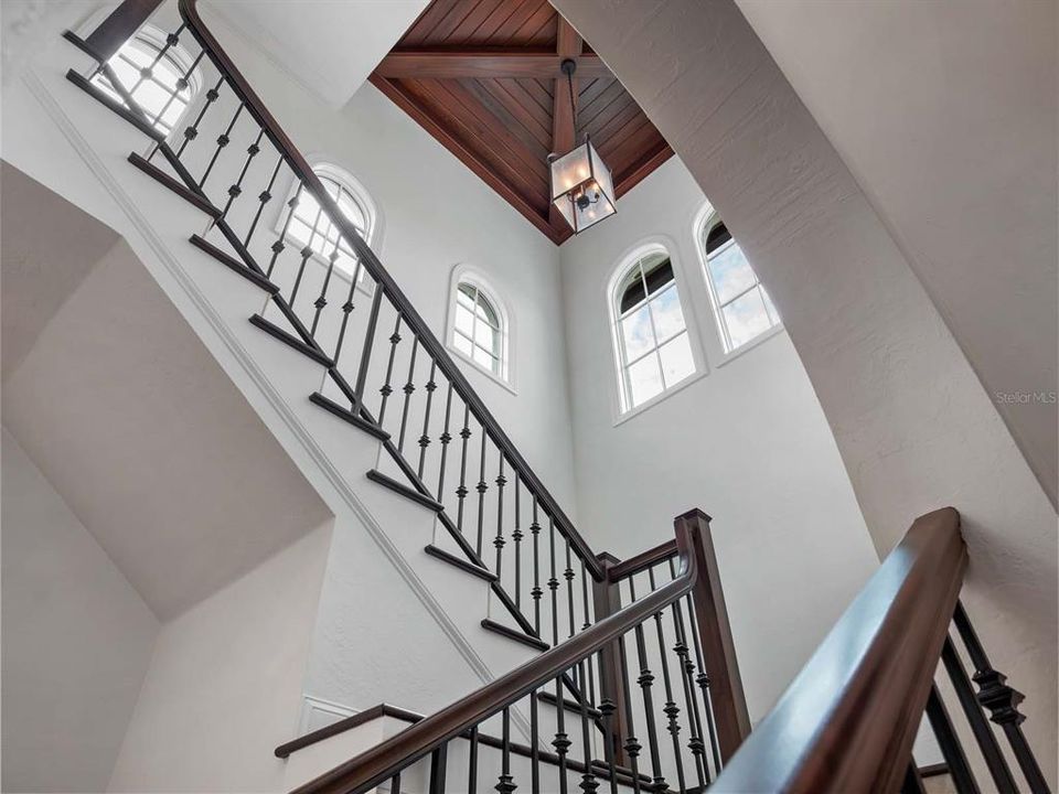 For Sale: $5,285,000 (5 beds, 5 baths, 6206 Square Feet)