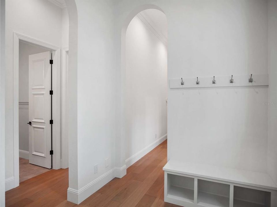 For Sale: $5,285,000 (5 beds, 5 baths, 6206 Square Feet)