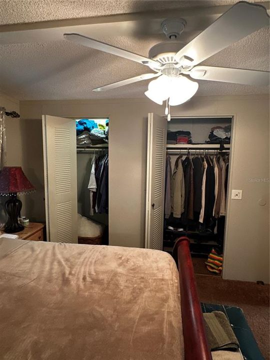 На продажу: $34,900 (2 спален, 1 ванн, 840 Квадратных фут)