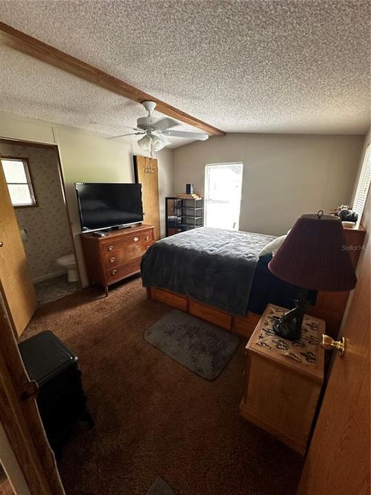 На продажу: $34,900 (2 спален, 1 ванн, 840 Квадратных фут)