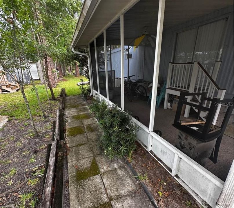 На продажу: $34,900 (2 спален, 1 ванн, 840 Квадратных фут)