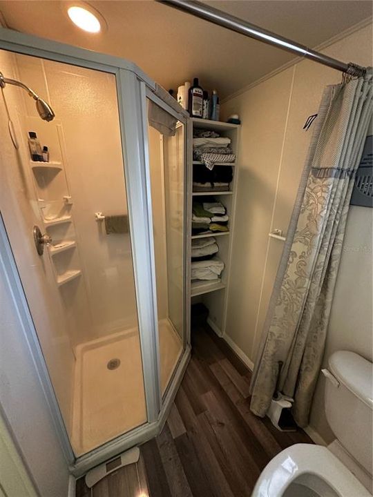 На продажу: $34,900 (2 спален, 1 ванн, 840 Квадратных фут)