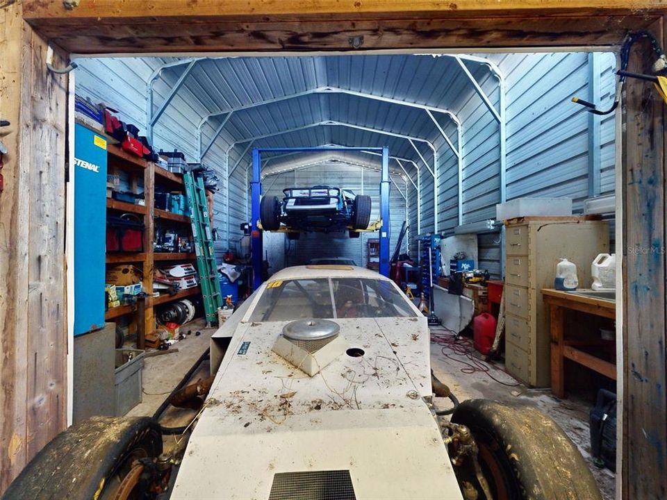 Active With Contract: $589,000 (5 beds, 3 baths, 2316 Square Feet)