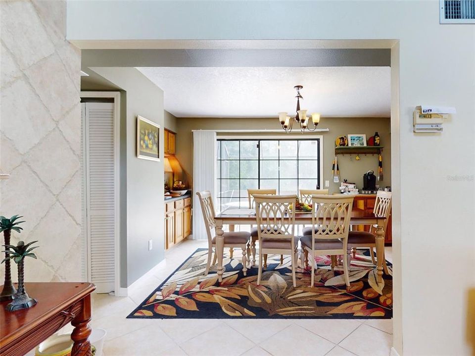 Active With Contract: $589,000 (5 beds, 3 baths, 2316 Square Feet)