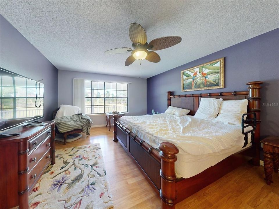 Active With Contract: $589,000 (5 beds, 3 baths, 2316 Square Feet)