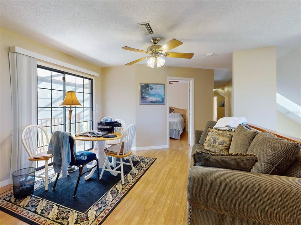 Active With Contract: $589,000 (5 beds, 3 baths, 2316 Square Feet)