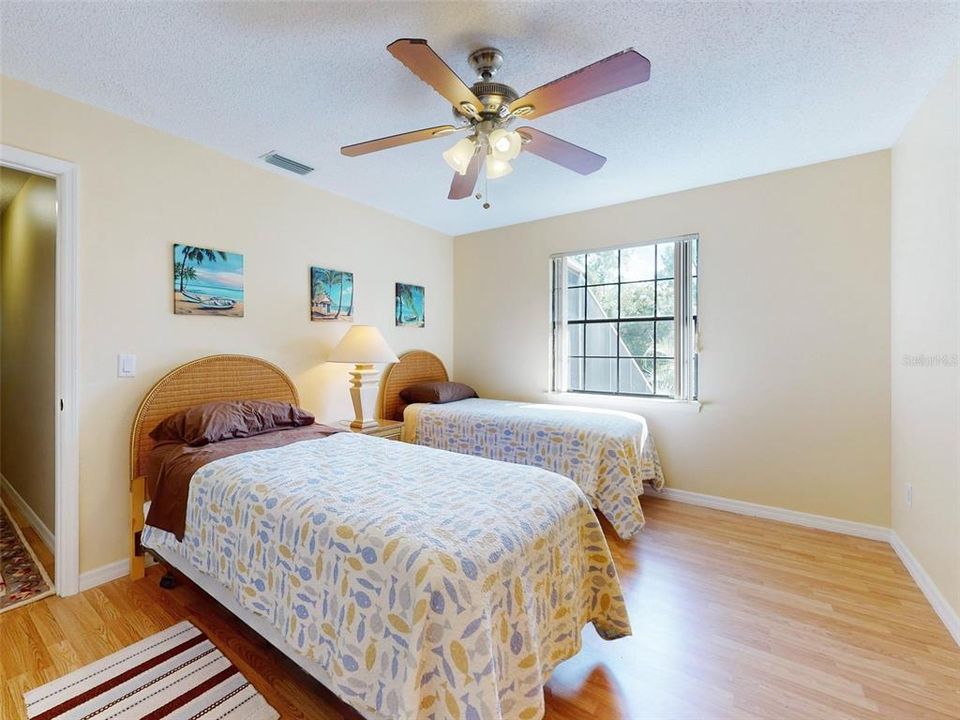 Active With Contract: $589,000 (5 beds, 3 baths, 2316 Square Feet)