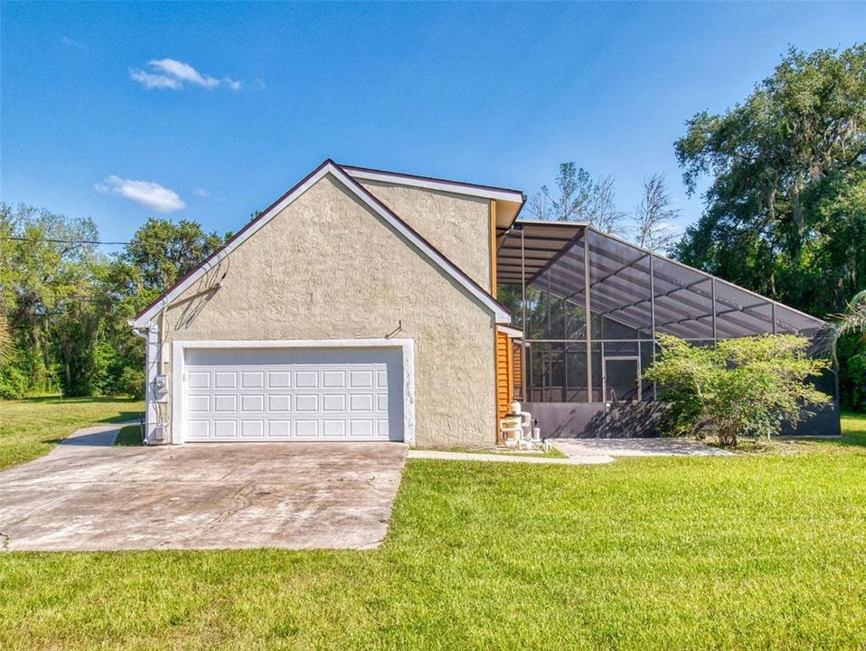 Active With Contract: $589,000 (5 beds, 3 baths, 2316 Square Feet)