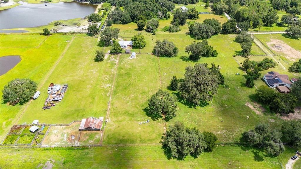 待售: $1,500,000 (2 贝兹, 2 浴室, 1905 平方英尺)