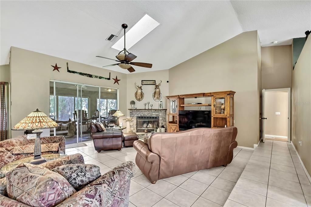 For Sale: $879,900 (3 beds, 2 baths, 2027 Square Feet)