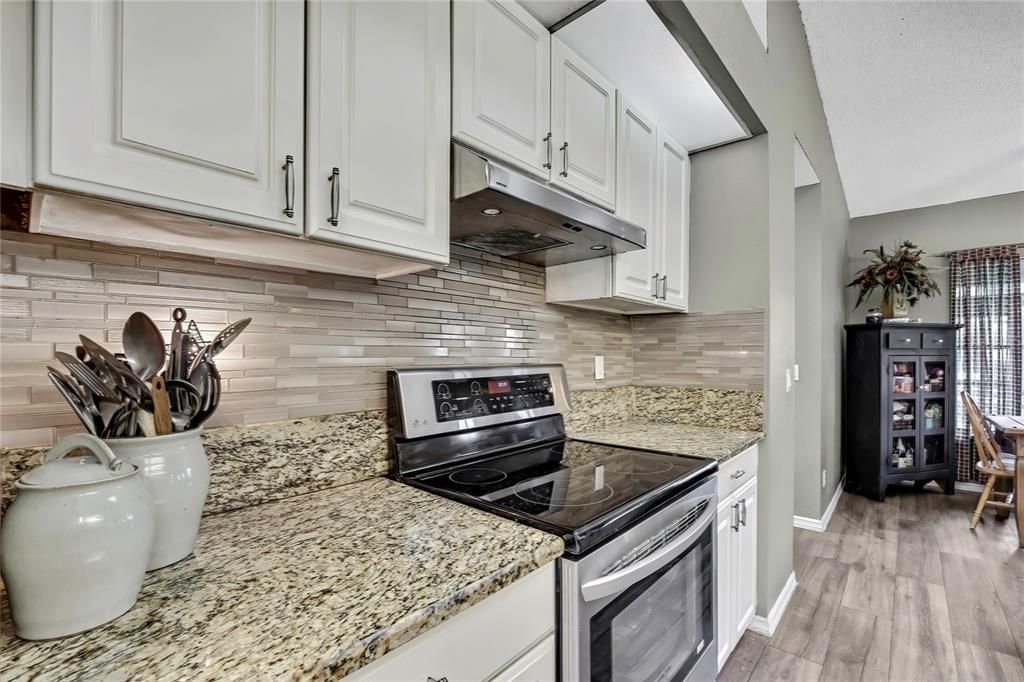 For Sale: $879,900 (3 beds, 2 baths, 2027 Square Feet)