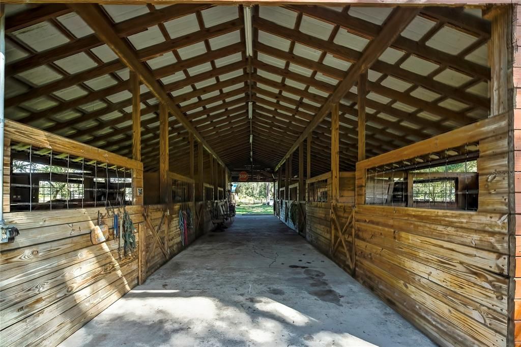 For Sale: $879,900 (3 beds, 2 baths, 2027 Square Feet)