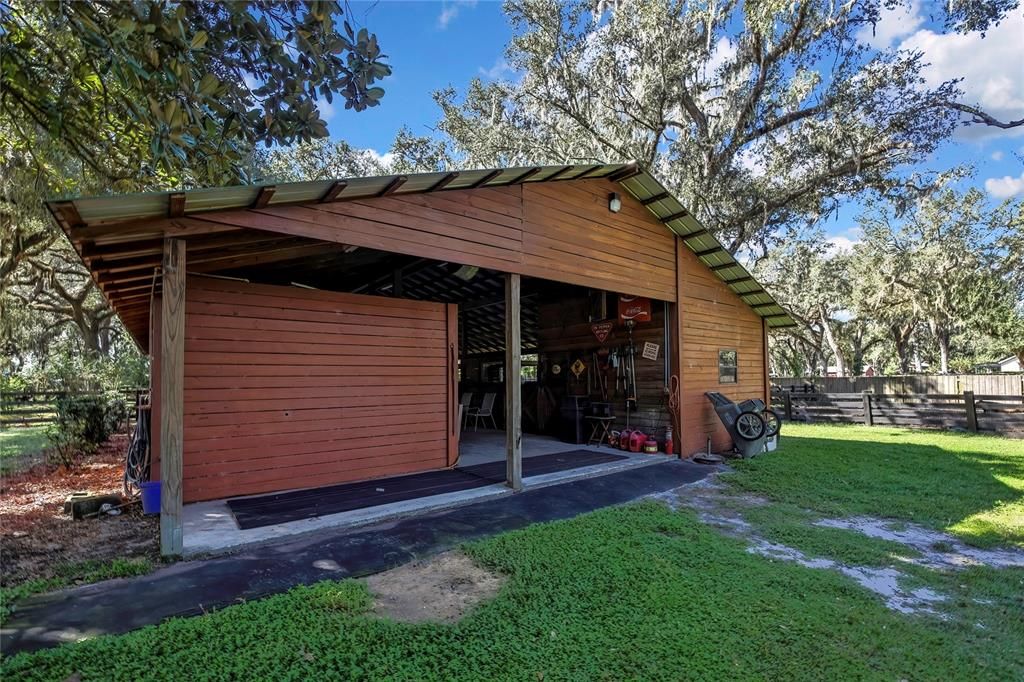 For Sale: $879,900 (3 beds, 2 baths, 2027 Square Feet)