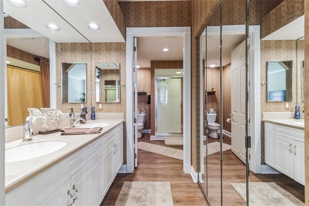 待售: $579,000 (3 贝兹, 3 浴室, 2138 平方英尺)