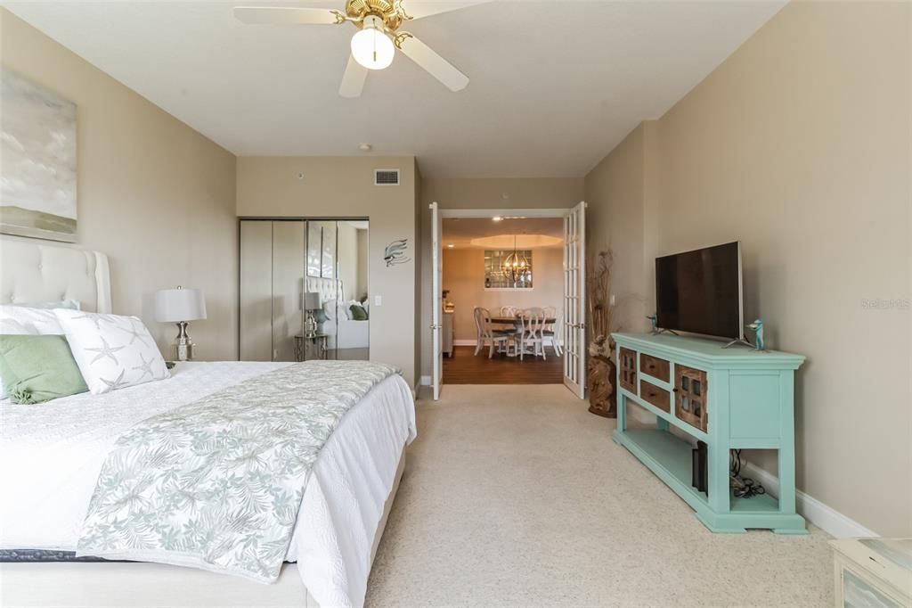 待售: $579,000 (3 贝兹, 3 浴室, 2138 平方英尺)