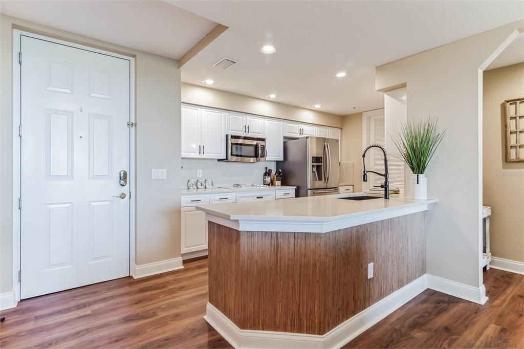 待售: $579,000 (3 贝兹, 3 浴室, 2138 平方英尺)