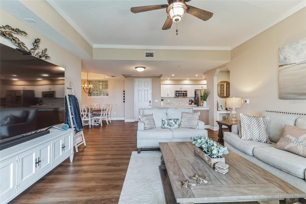 待售: $579,000 (3 贝兹, 3 浴室, 2138 平方英尺)