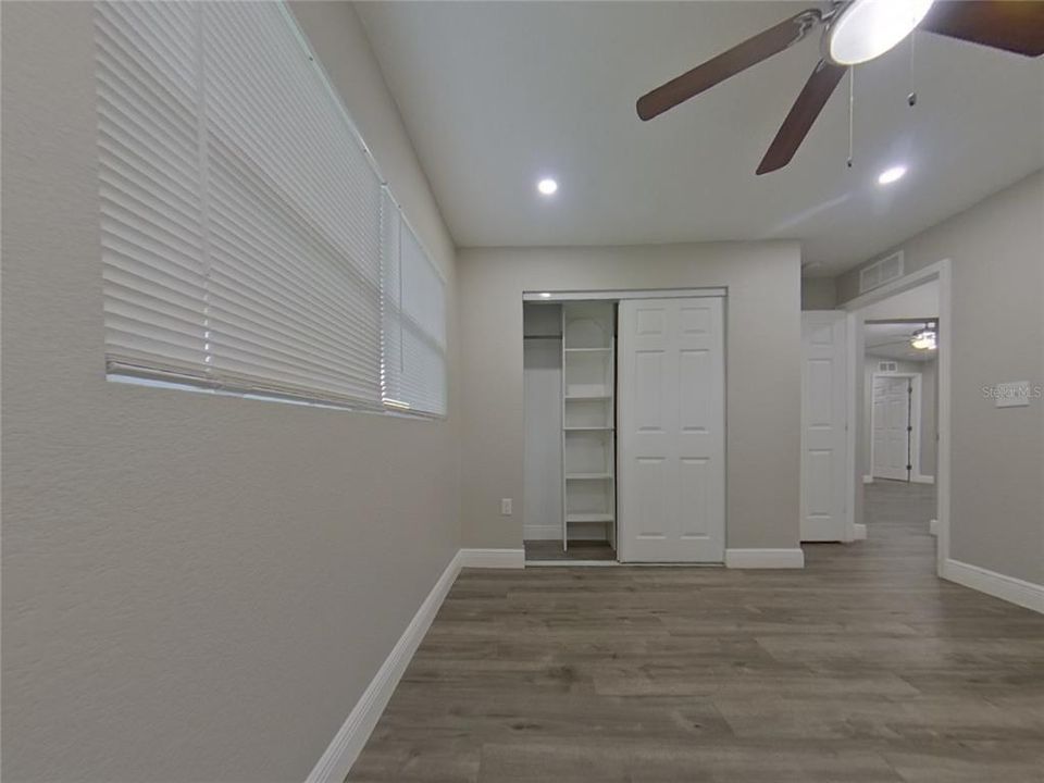 合同活跃: $2,069 (3 贝兹, 2 浴室, 1632 平方英尺)