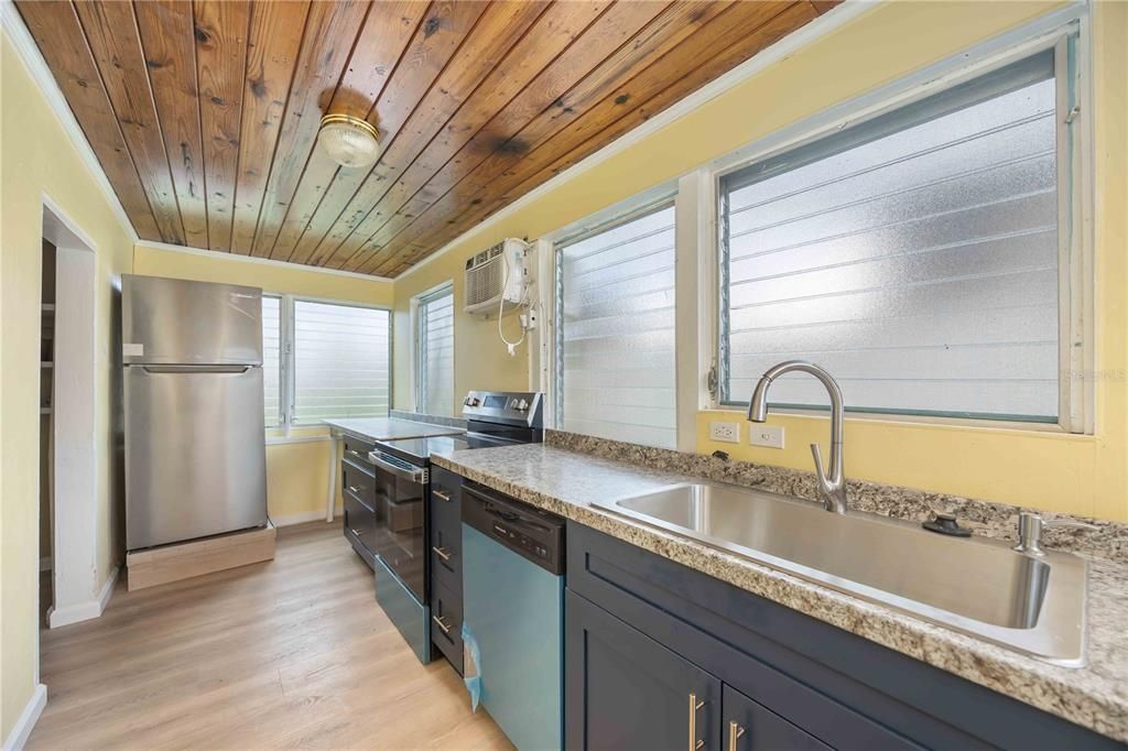 En Venta: $189,000 (2 camas, 1 baños, 855 Pies cuadrados)