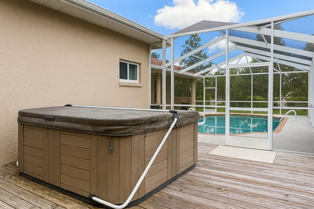 En Venta: $499,999 (3 camas, 2 baños, 2015 Pies cuadrados)