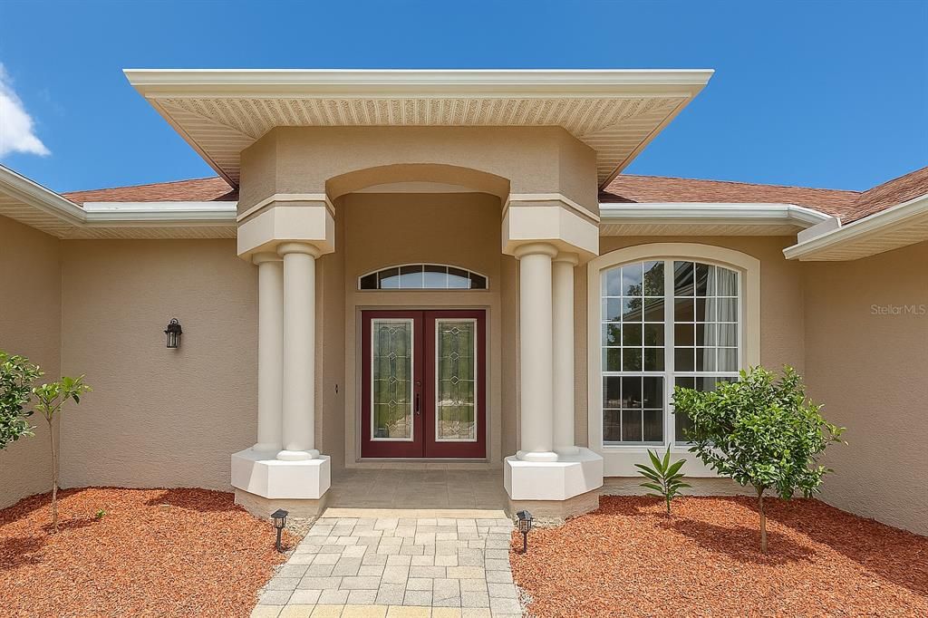 En Venta: $499,999 (3 camas, 2 baños, 2015 Pies cuadrados)