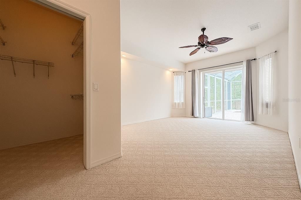 En Venta: $499,999 (3 camas, 2 baños, 2015 Pies cuadrados)