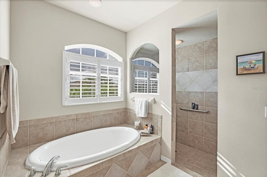 En Venta: $799,000 (3 camas, 2 baños, 2267 Pies cuadrados)