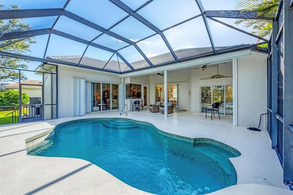 En Venta: $799,000 (3 camas, 2 baños, 2267 Pies cuadrados)