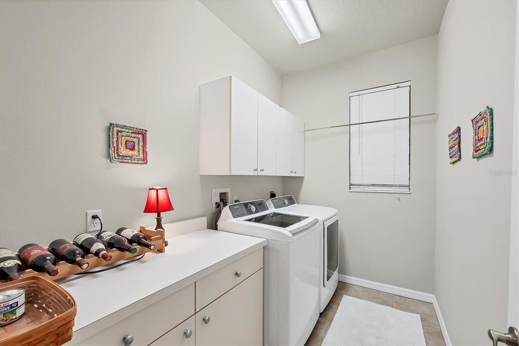 En Venta: $799,000 (3 camas, 2 baños, 2267 Pies cuadrados)