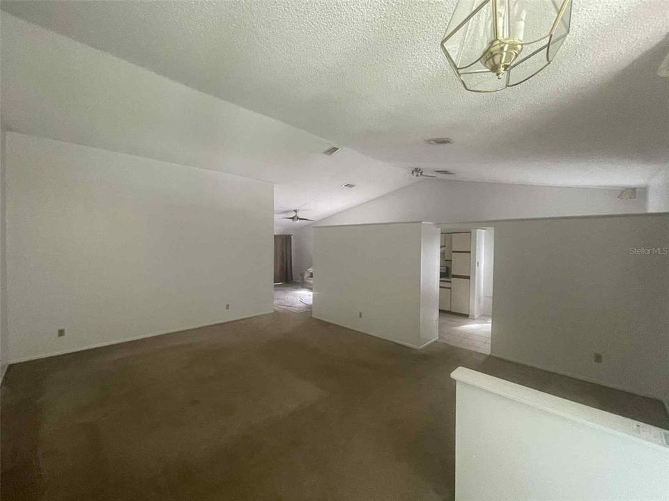 На продажу: $375,000 (3 спален, 2 ванн, 1518 Квадратных фут)