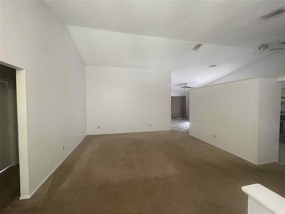 На продажу: $375,000 (3 спален, 2 ванн, 1518 Квадратных фут)