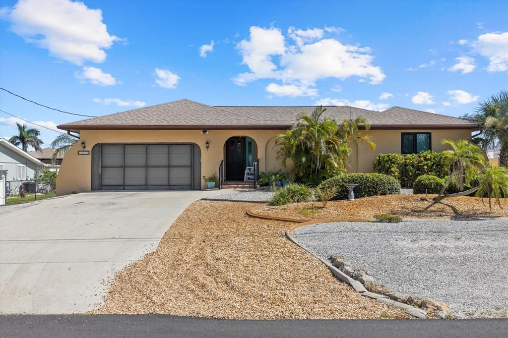 На продажу: $629,000 (2 спален, 2 ванн, 1932 Квадратных фут)