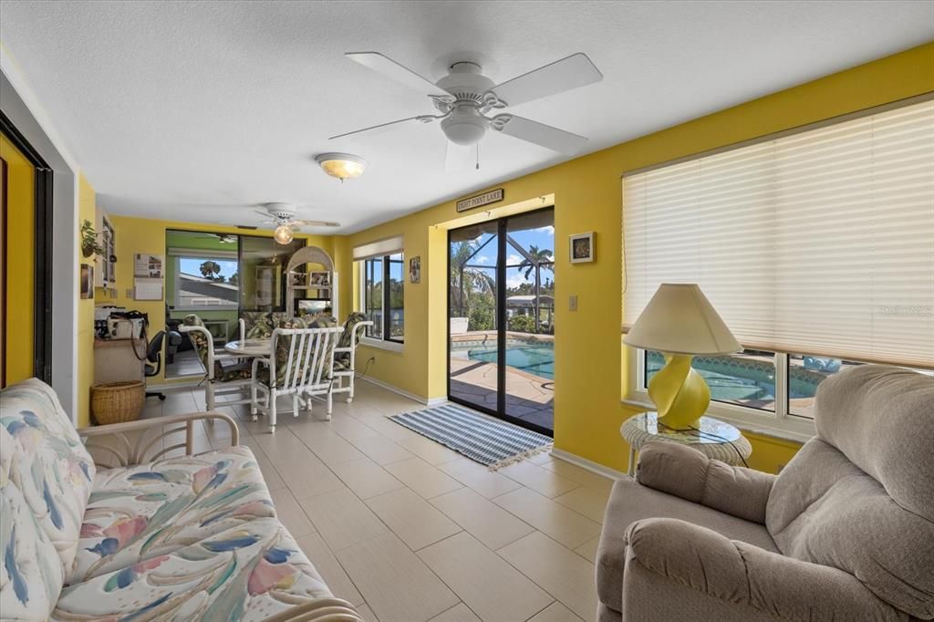 На продажу: $629,000 (2 спален, 2 ванн, 1932 Квадратных фут)