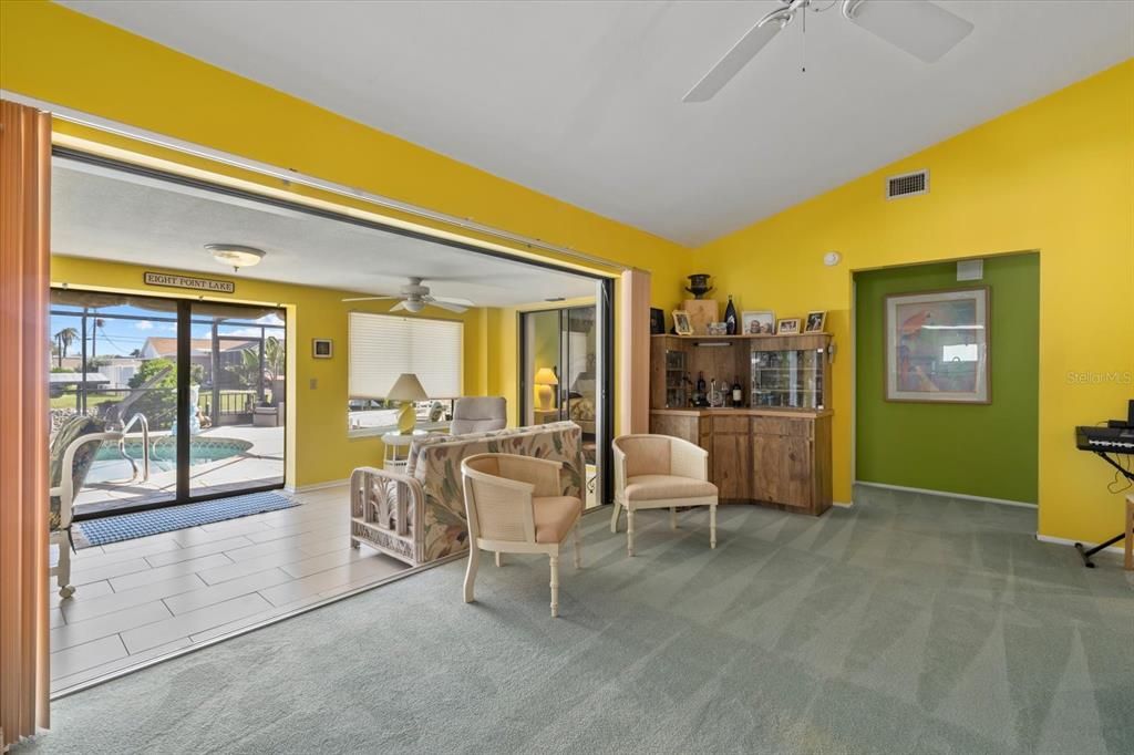 На продажу: $629,000 (2 спален, 2 ванн, 1932 Квадратных фут)