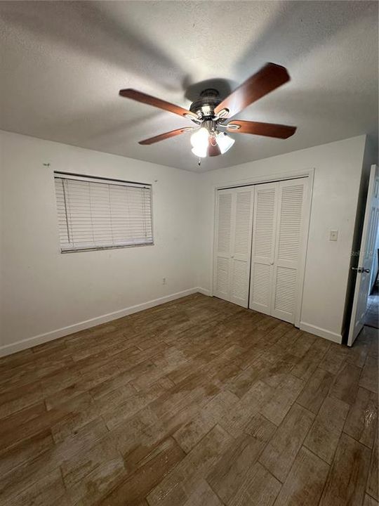 Activo con contrato: $2,150 (2 camas, 1 baños, 1272 Pies cuadrados)