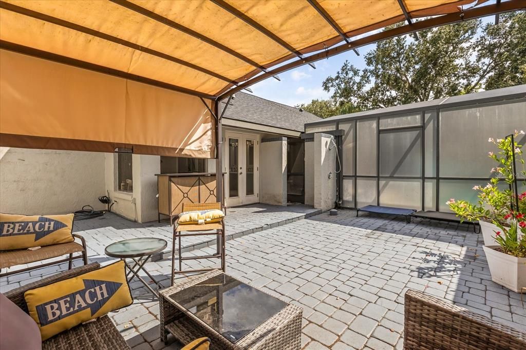 Activo con contrato: $710,000 (4 camas, 3 baños, 2754 Pies cuadrados)