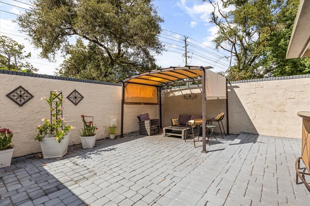 Activo con contrato: $710,000 (4 camas, 3 baños, 2754 Pies cuadrados)