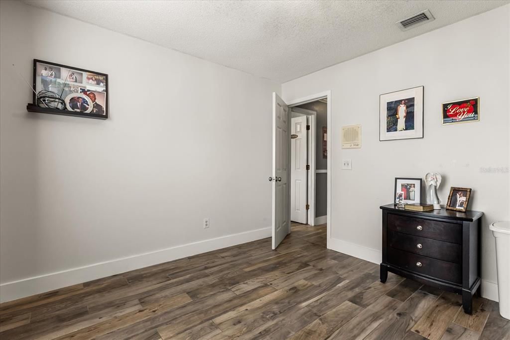 Activo con contrato: $710,000 (4 camas, 3 baños, 2754 Pies cuadrados)