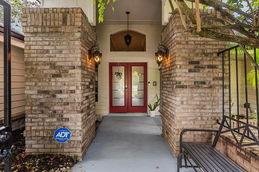 Activo con contrato: $710,000 (4 camas, 3 baños, 2754 Pies cuadrados)