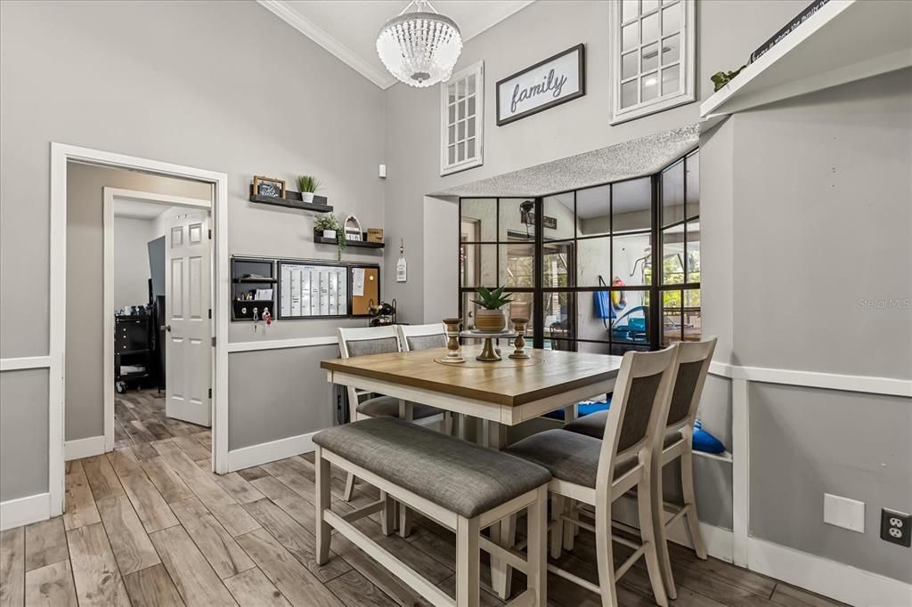 Activo con contrato: $710,000 (4 camas, 3 baños, 2754 Pies cuadrados)