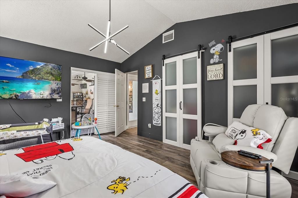 Activo con contrato: $710,000 (4 camas, 3 baños, 2754 Pies cuadrados)