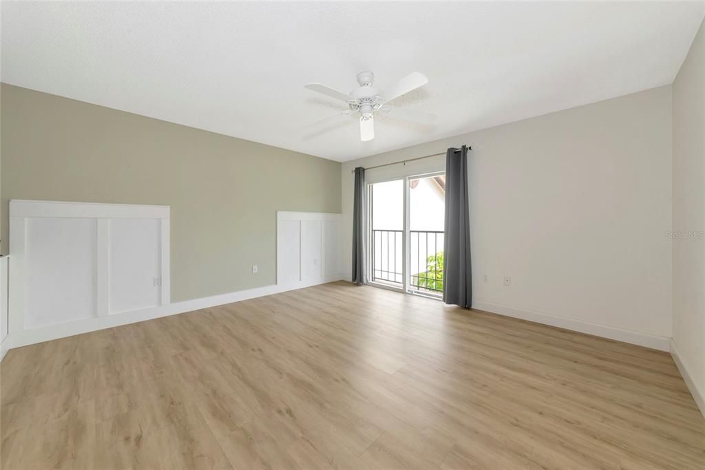 For Sale: $299,000 (2 beds, 2 baths, 1776 Square Feet)