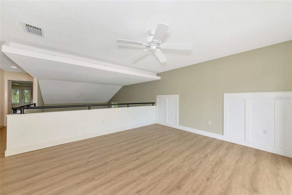 For Sale: $299,000 (2 beds, 2 baths, 1776 Square Feet)