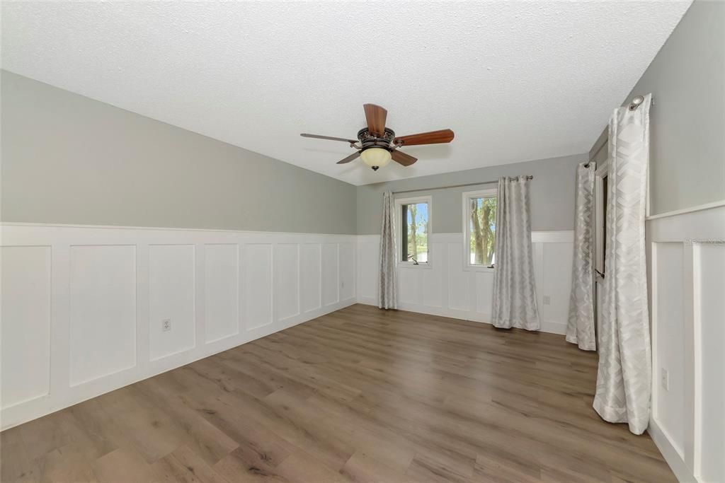 For Sale: $299,000 (2 beds, 2 baths, 1776 Square Feet)