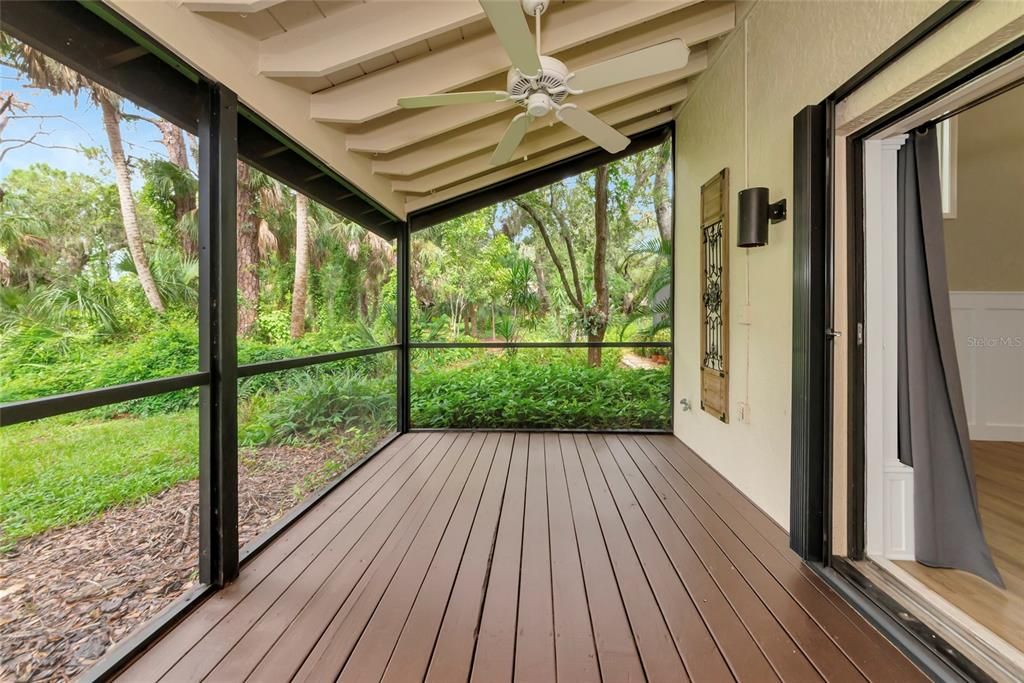 For Sale: $299,000 (2 beds, 2 baths, 1776 Square Feet)