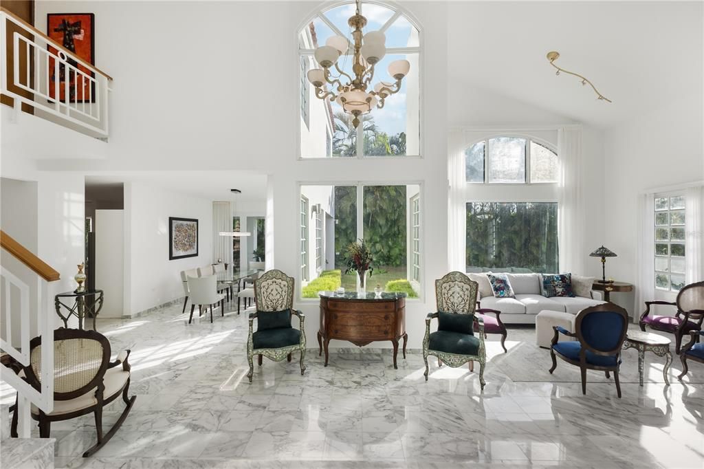 En Venta: $1,595,000 (6 camas, 5 baños, 4160 Pies cuadrados)