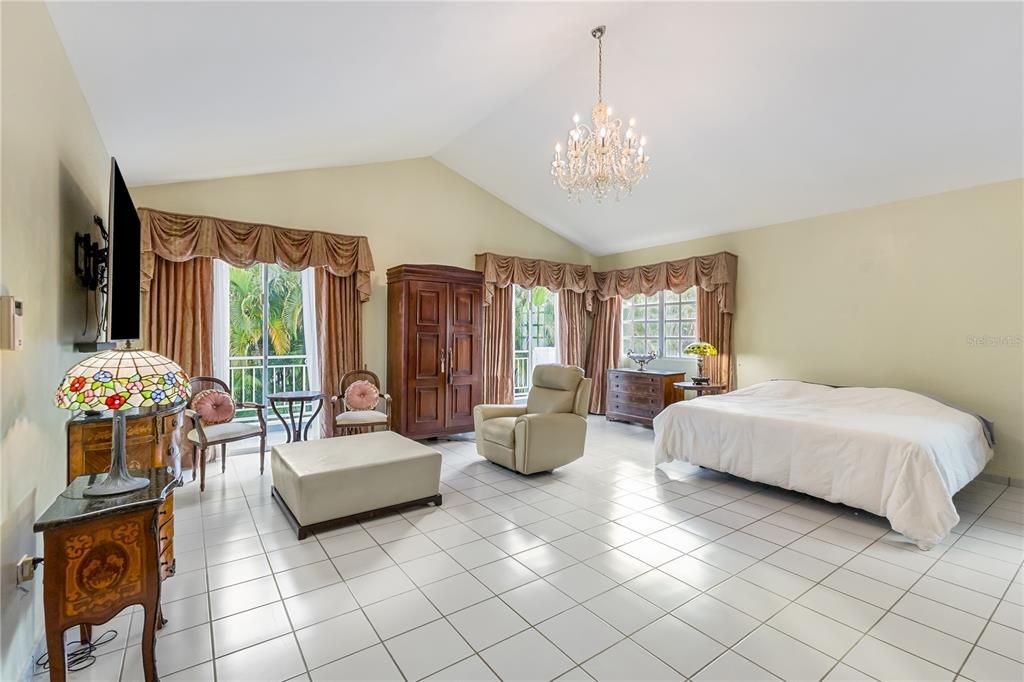 En Venta: $1,595,000 (6 camas, 5 baños, 4160 Pies cuadrados)