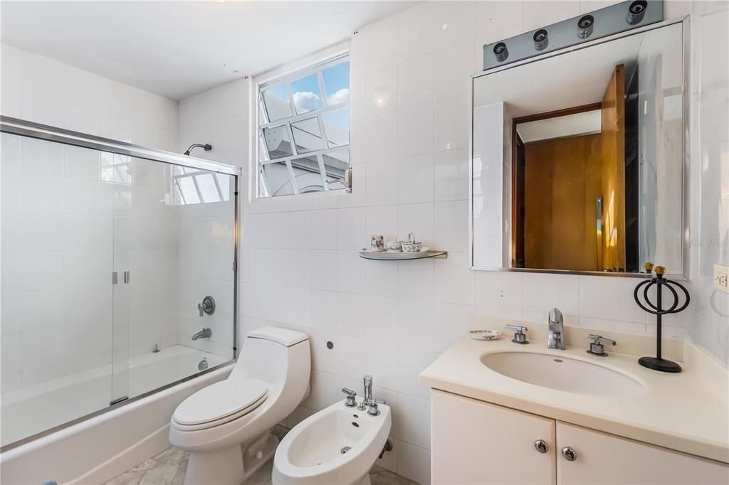 En Venta: $1,595,000 (6 camas, 5 baños, 4160 Pies cuadrados)